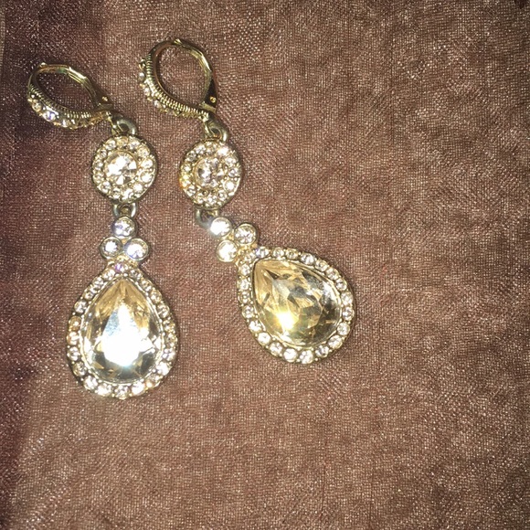 ✨Givenchy drop earrings - gold silk - Picture 4 of 5